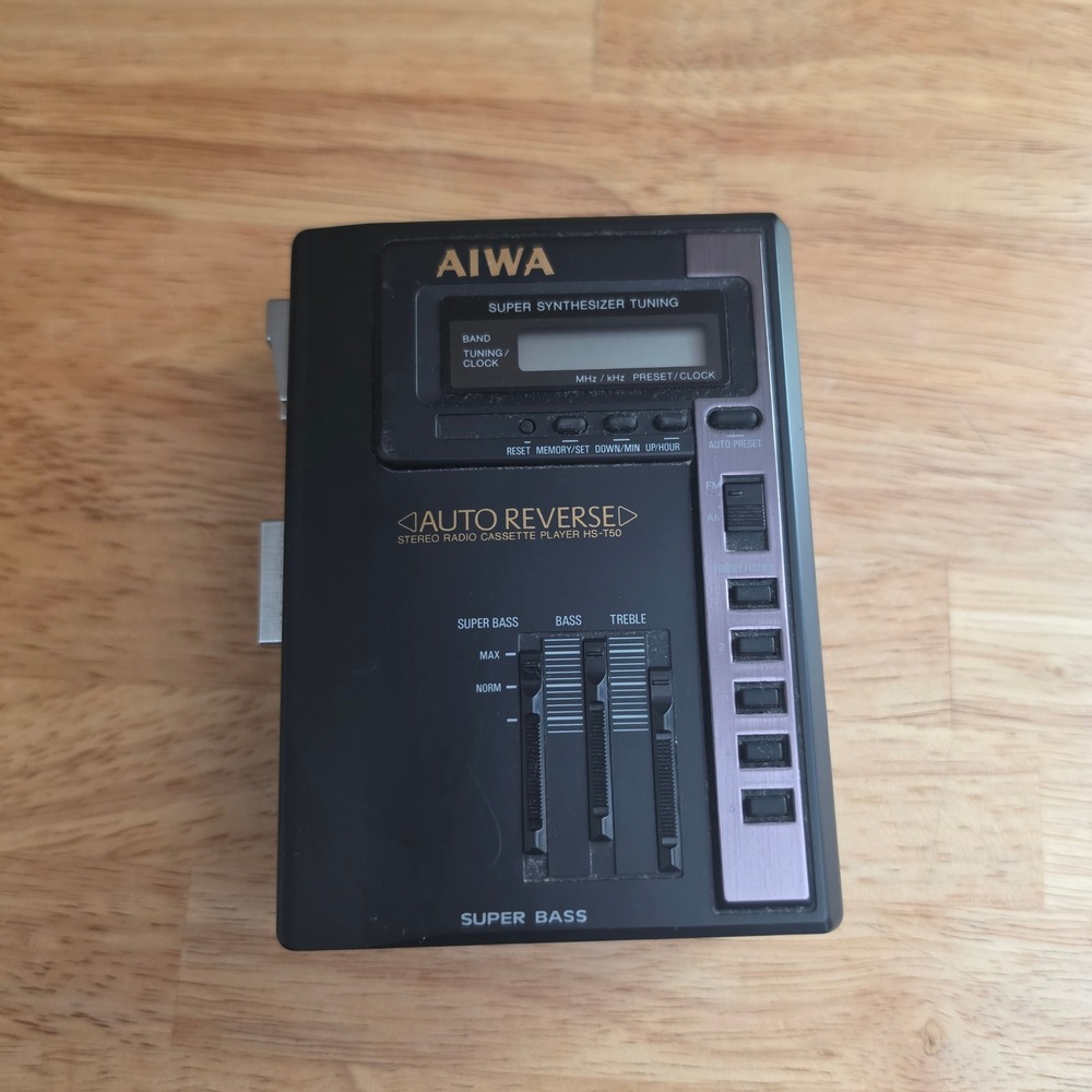 Aiwa Cassette Player Black HS-T50 Auto Reverse Super Bass Radio- FOR PARTS AS IS